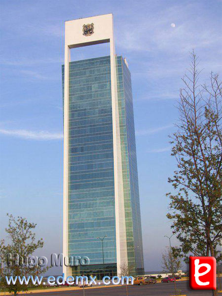 Torre de Gobierno, ID1708, Hugo Muro, 2013