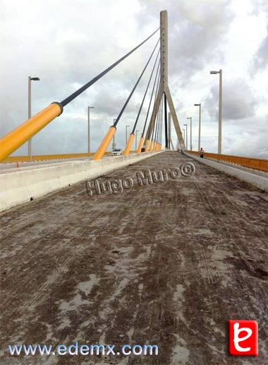 Puente de Tampico, ID1924, Hugo Muro�, 2014